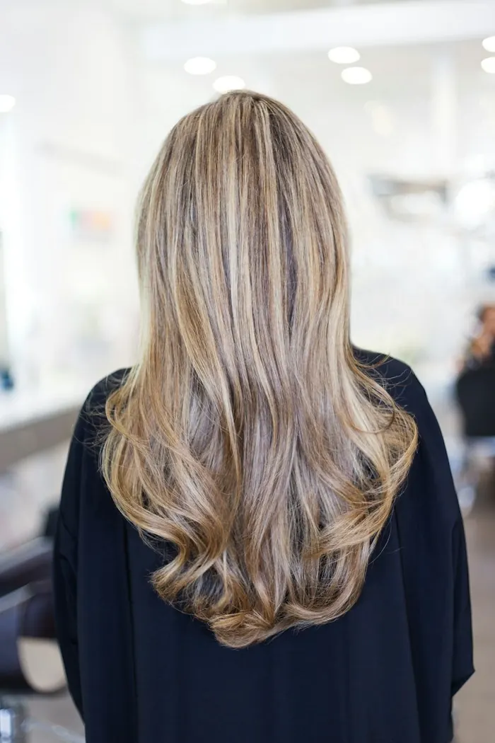 Miękki balayage na długich włosach